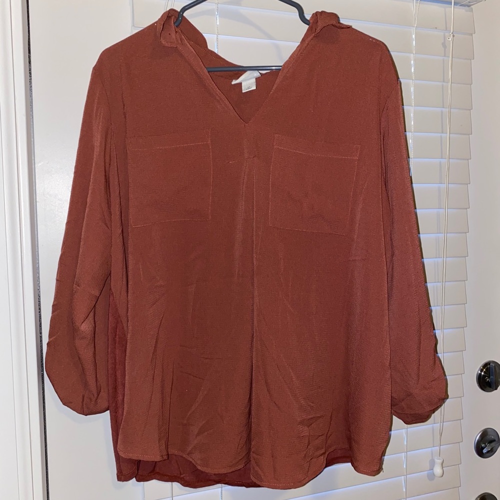blouse with collar three quarter sleeve